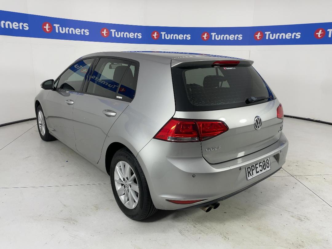 Photo '5' of Volkswagen Golf Photo '5' of Volkswagen Golf