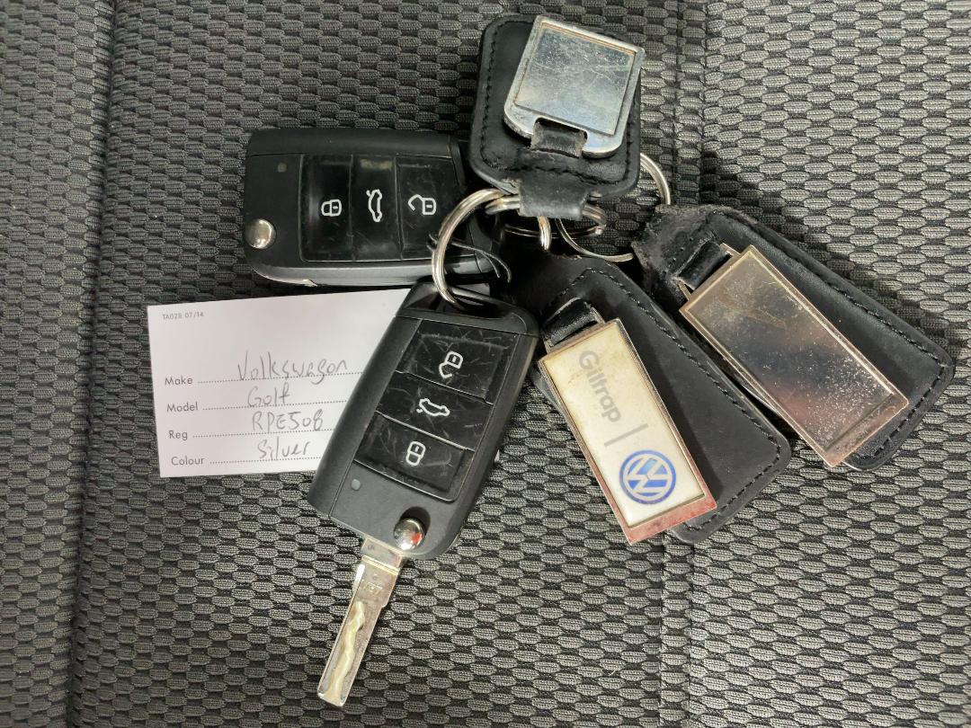 Photo '22' of Volkswagen Golf Photo '22' of Volkswagen Golf