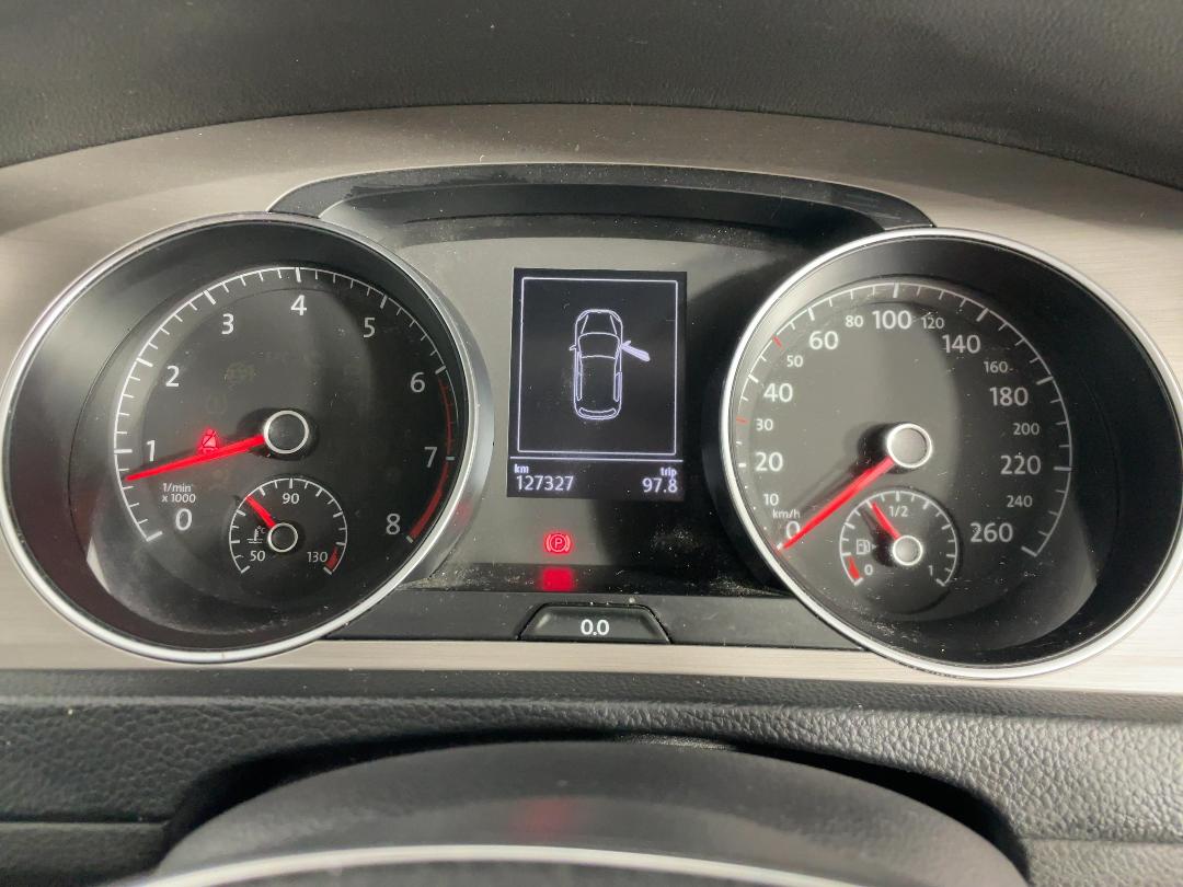 Photo '21' of Volkswagen Golf Photo '21' of Volkswagen Golf