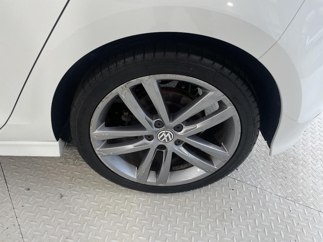 Photo '11' of Volkswagen Golf