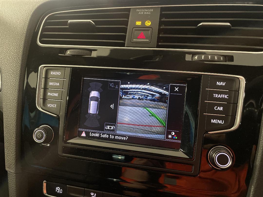 Photo '30' of Volkswagen Golf