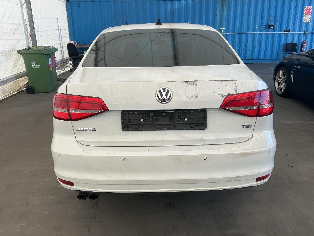 Photo '8' of Volkswagen Jetta Photo '8' of Volkswagen Jetta