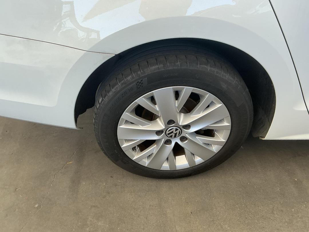 Photo '11' of Volkswagen Jetta Photo '11' of Volkswagen Jetta