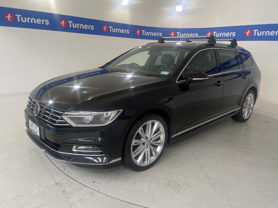 Photo '4' of Volkswagen Passat Photo '4' of Volkswagen Passat