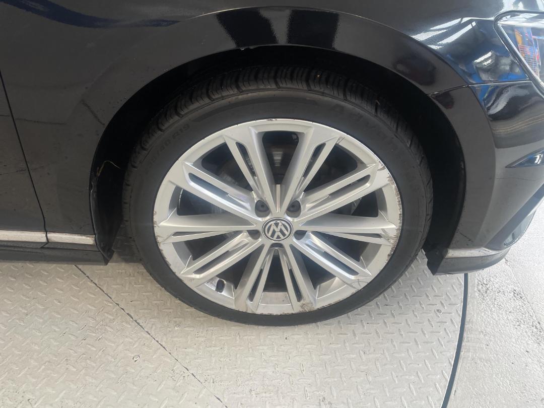 Photo '9' of Volkswagen Passat Photo '9' of Volkswagen Passat