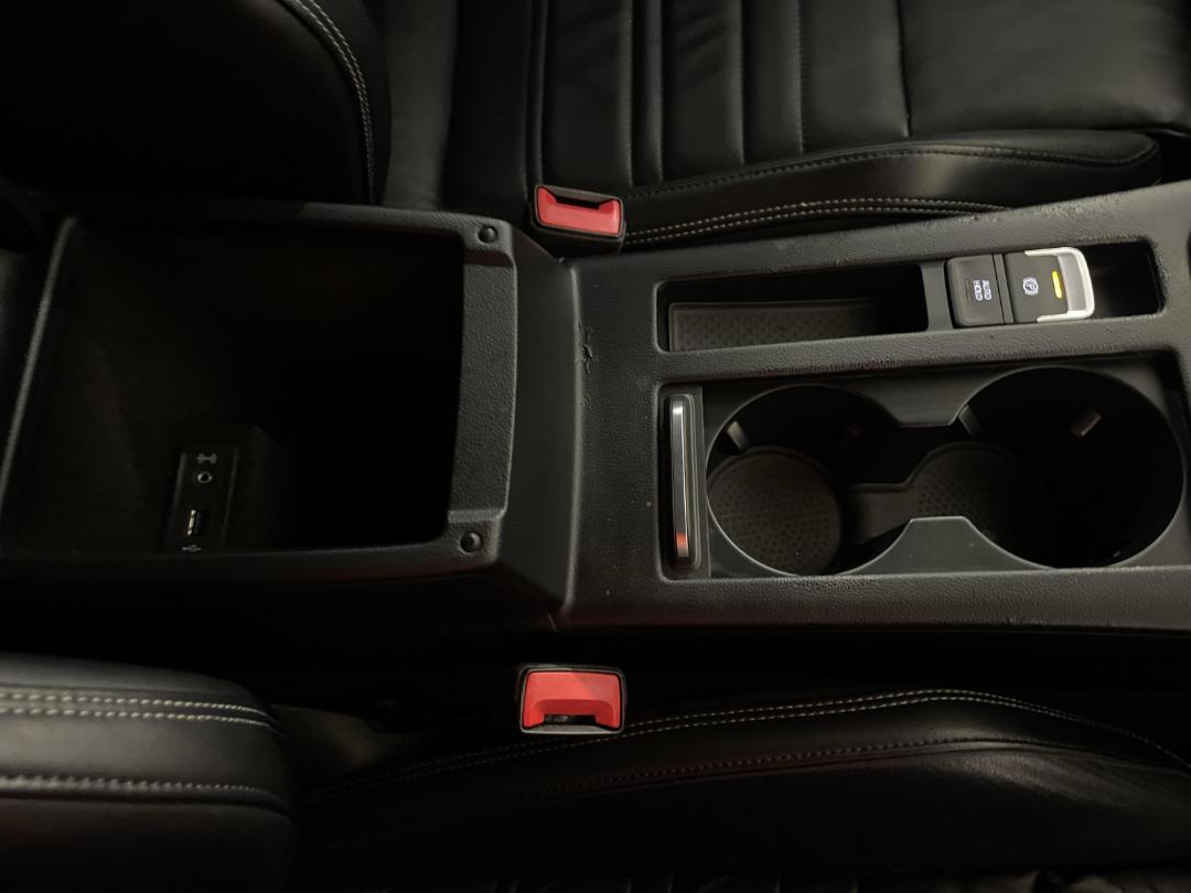 Photo '33' of Volkswagen Passat Photo '33' of Volkswagen Passat