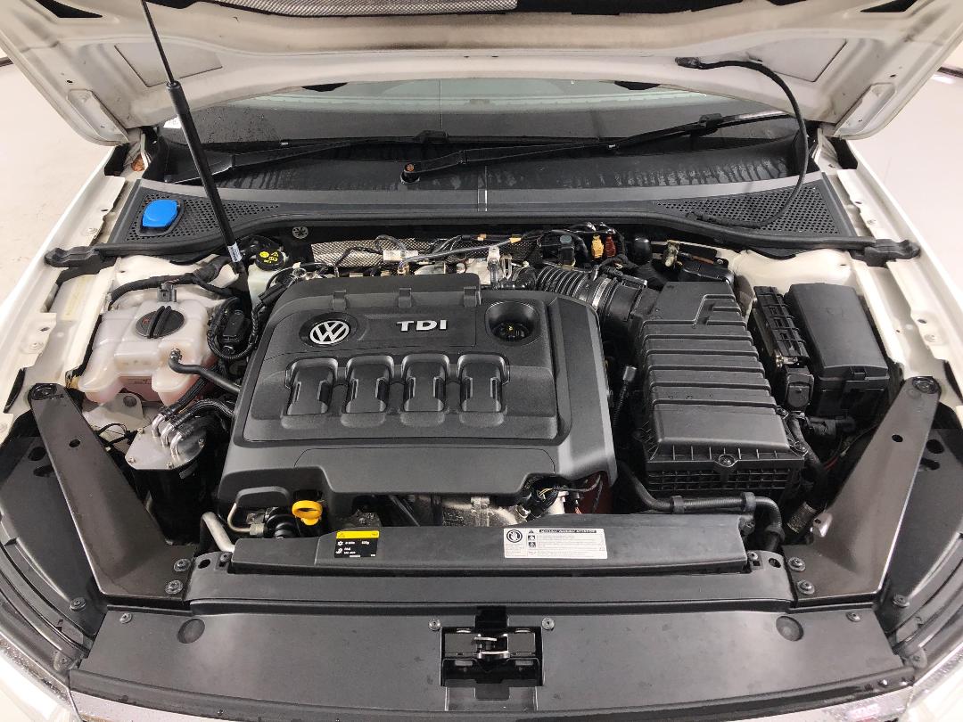 Photo '13' of Volkswagen Passat