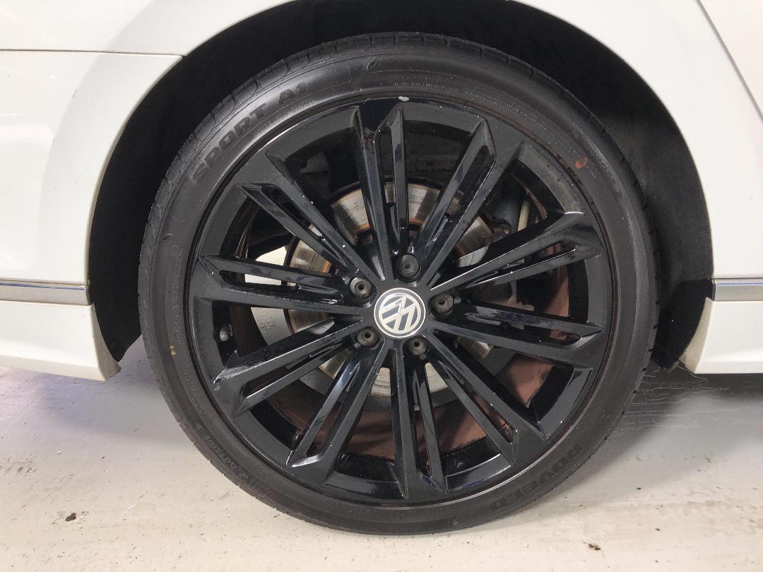 Photo '12' of Volkswagen Passat