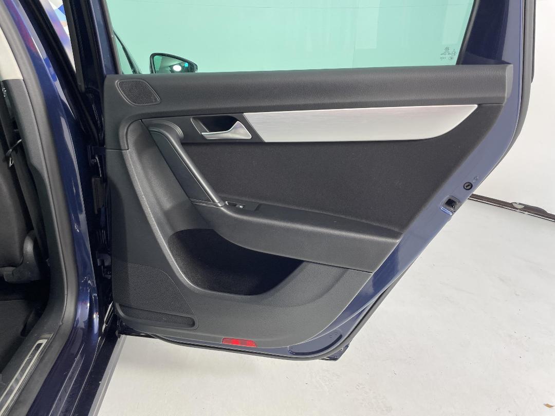 Photo '19' of Volkswagen Passat