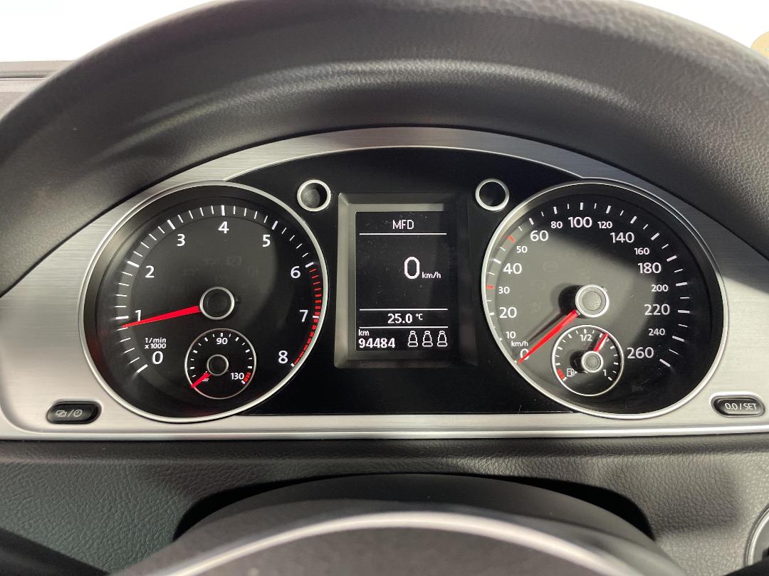 Photo '21' of Volkswagen Passat