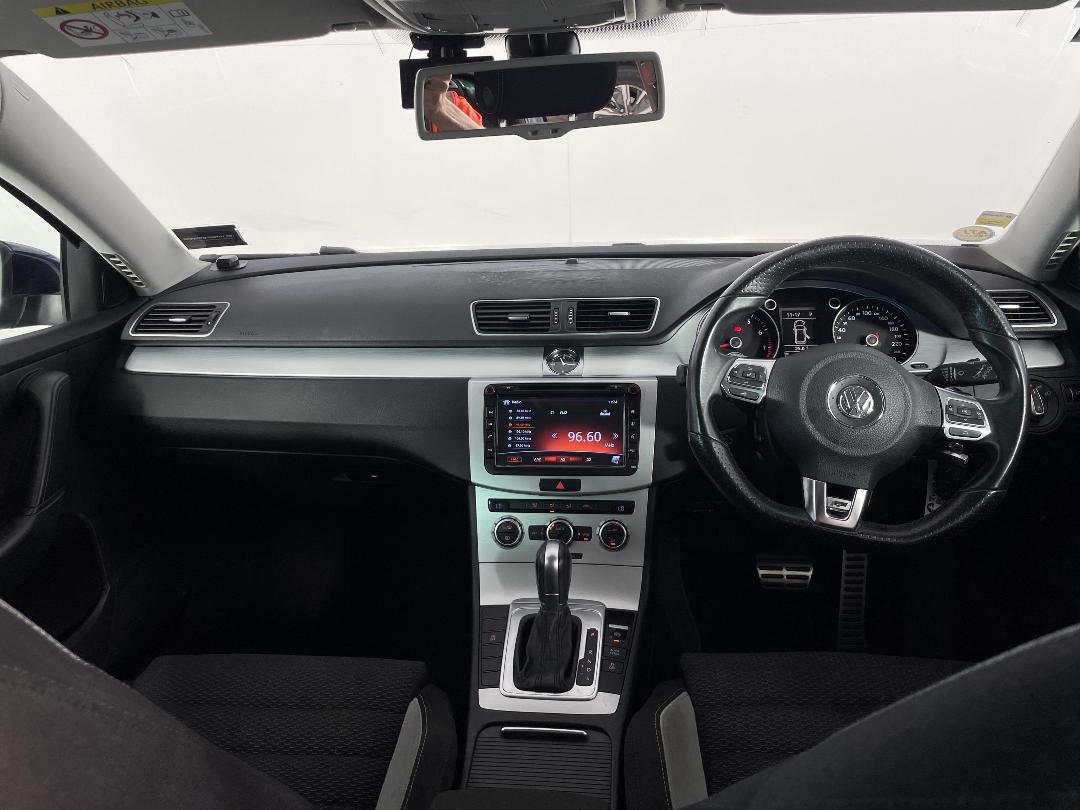 Photo '17' of Volkswagen Passat