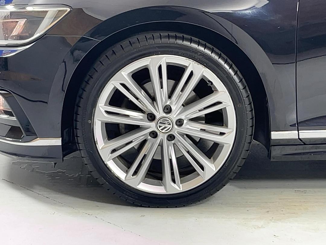 Photo '10' of Volkswagen Passat