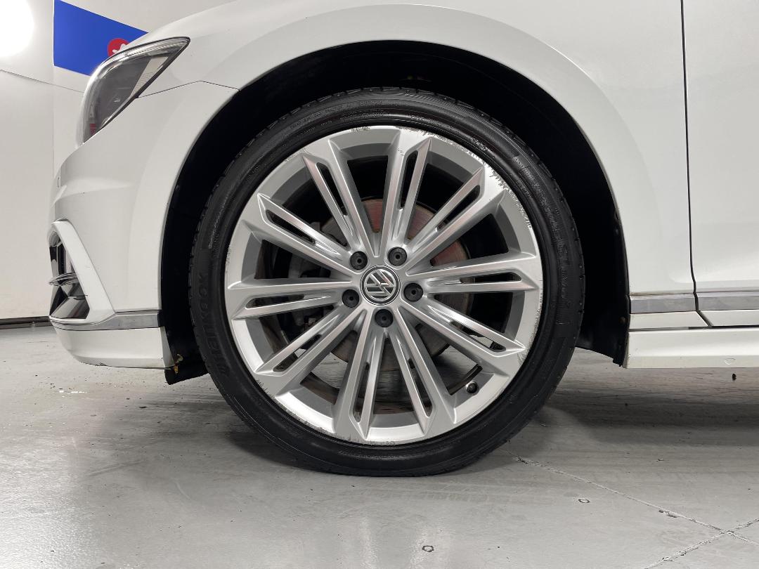 Photo '10' of Volkswagen Passat