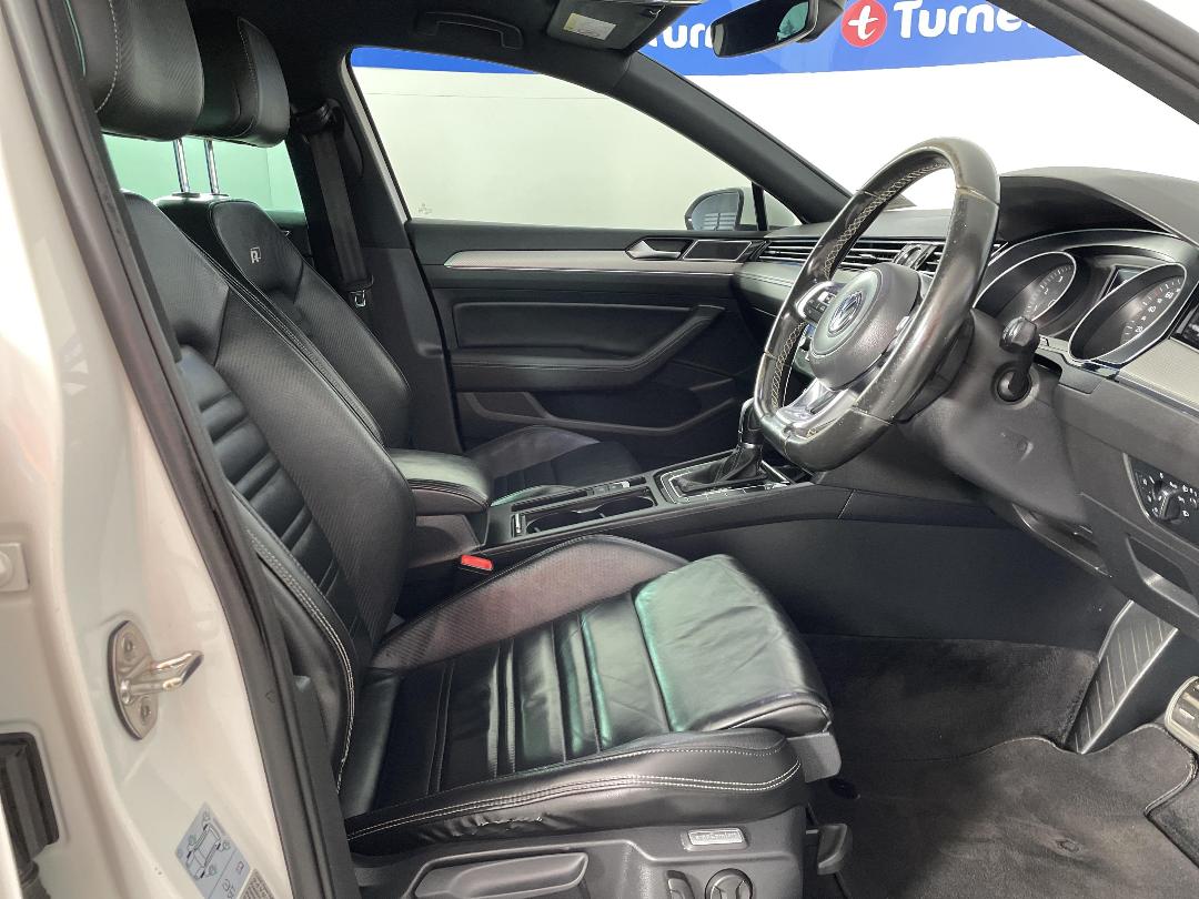 Photo '16' of Volkswagen Passat