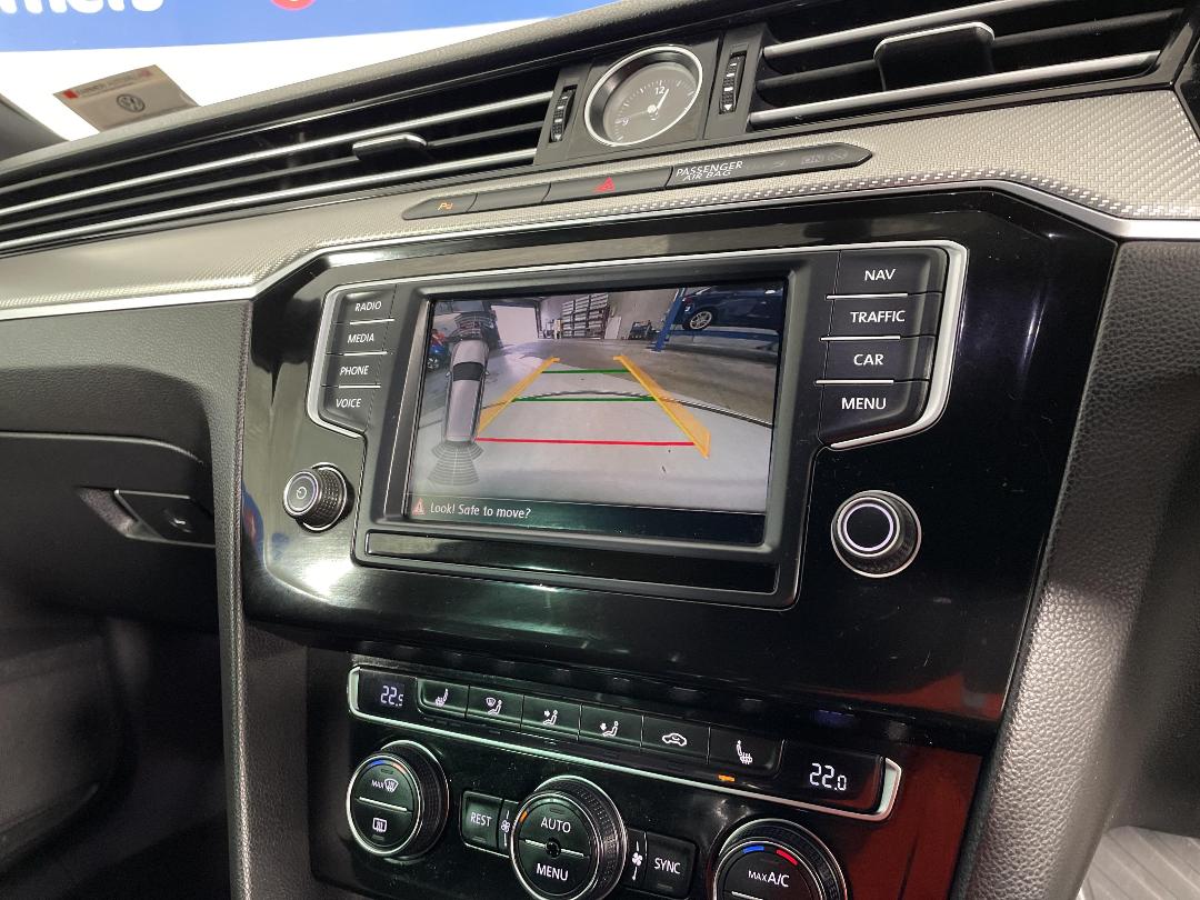 Photo '29' of Volkswagen Passat