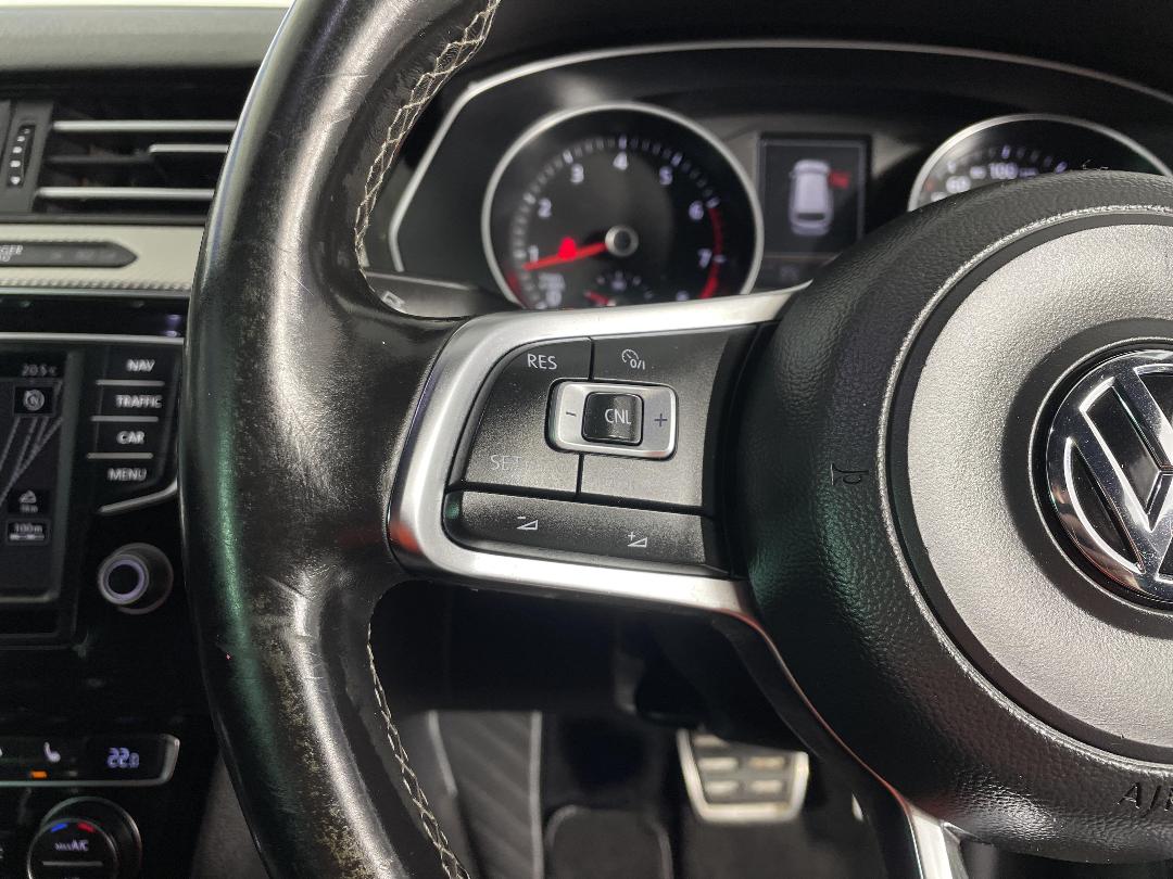 Photo '30' of Volkswagen Passat