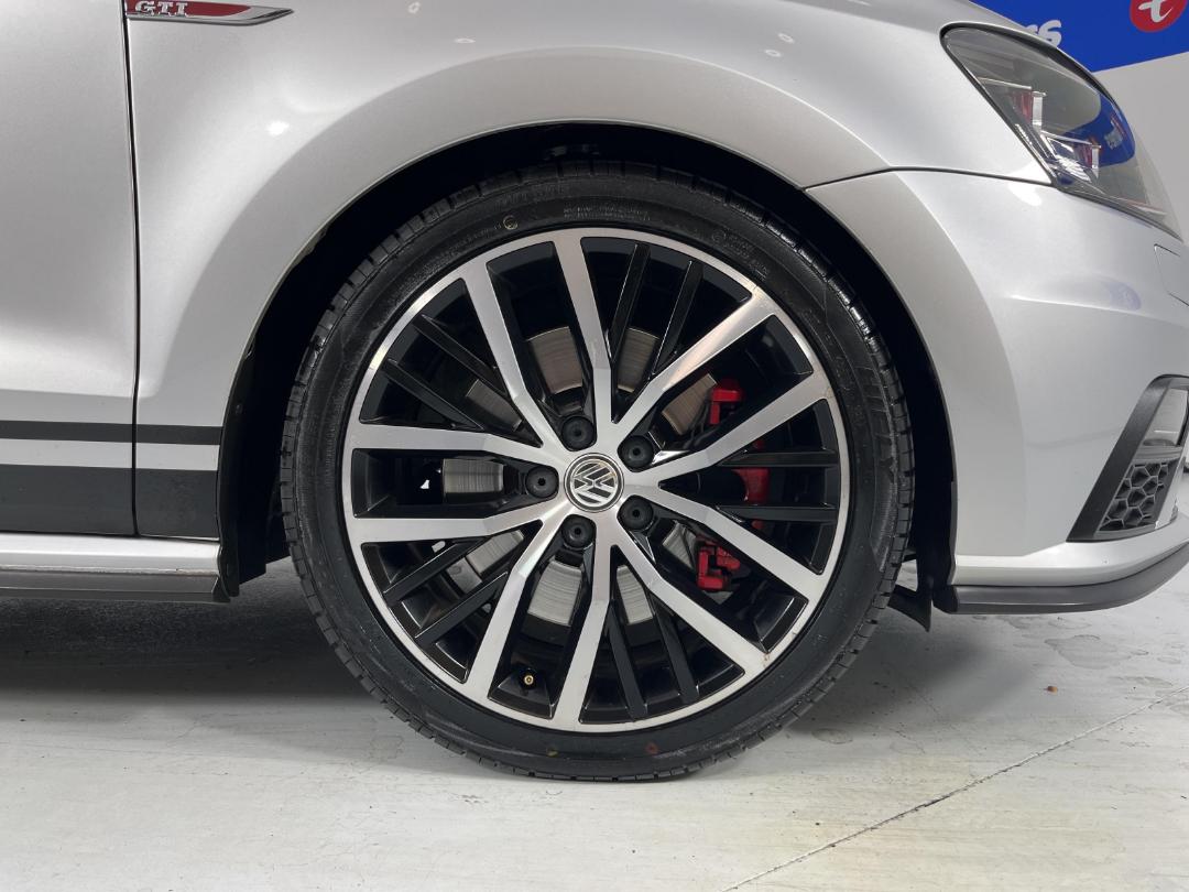 Photo '9' of Volkswagen Polo