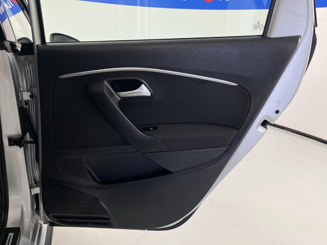 Photo '19' of Volkswagen Polo