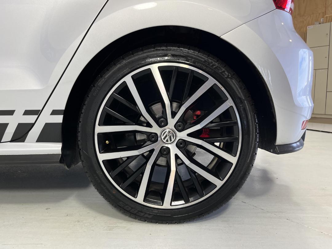 Photo '11' of Volkswagen Polo