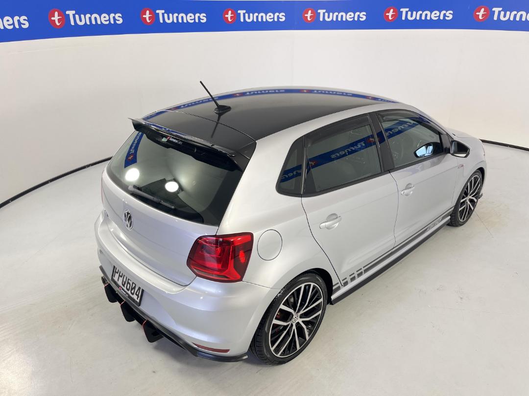 Photo '28' of Volkswagen Polo