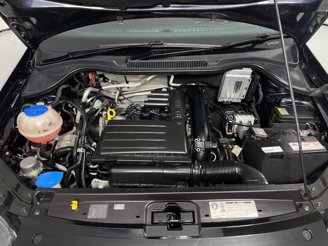 Photo '13' of Volkswagen Polo Photo '13' of Volkswagen Polo