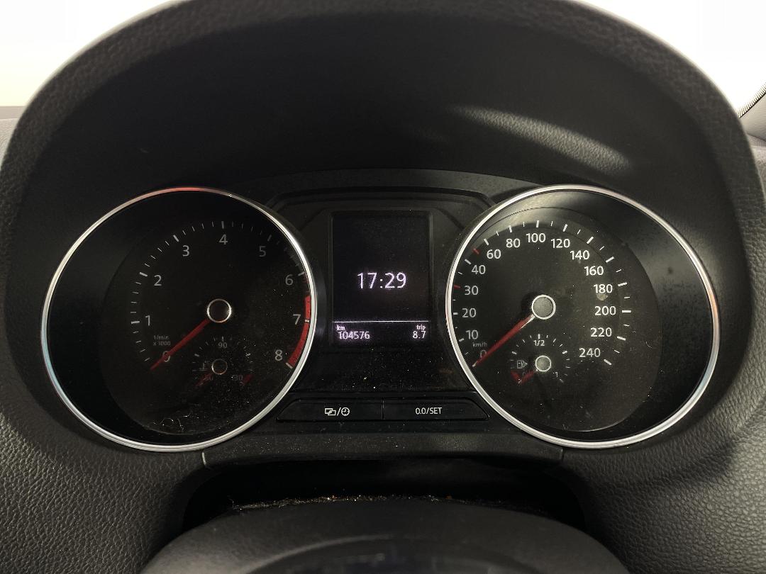 Photo '21' of Volkswagen Polo Photo '21' of Volkswagen Polo