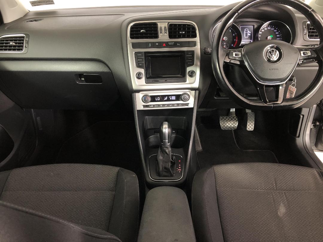 Photo '17' of Volkswagen Polo