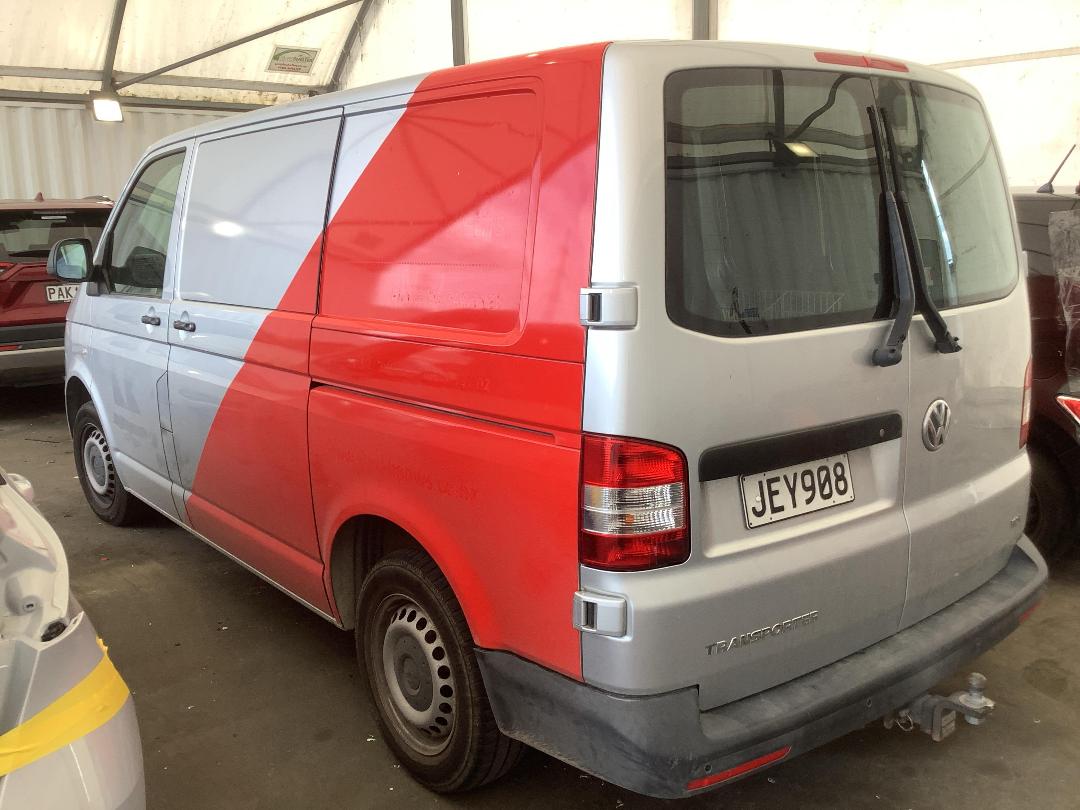 Photo '4' of Volkswagen T5 Transporter SWB