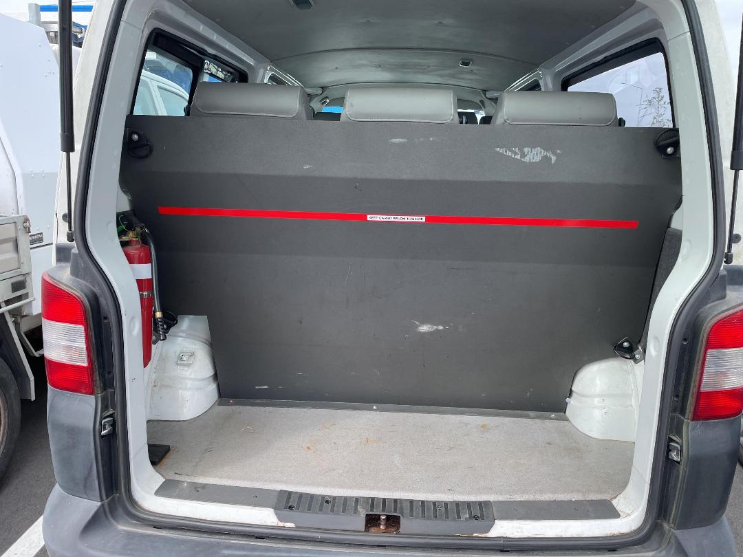 Photo '12' of Volkswagen T5 Transporter LWB Photo '12' of Volkswagen T5 Transporter LWB