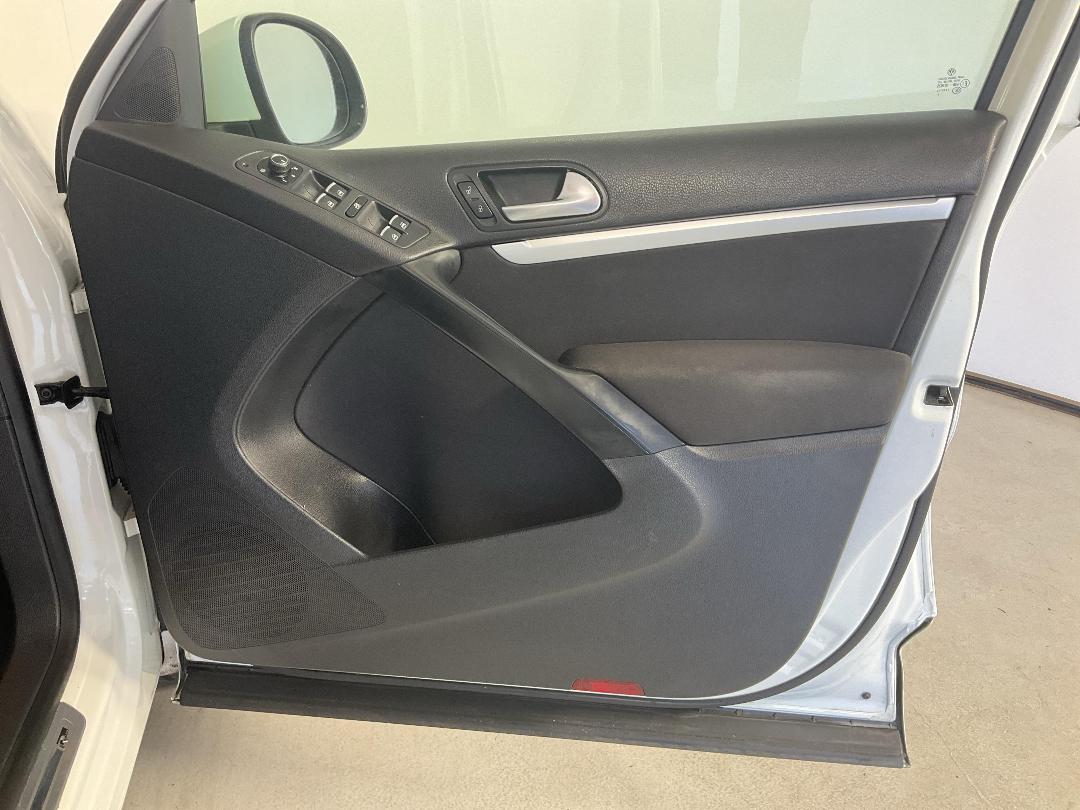 Photo '15' of Volkswagen Tiguan