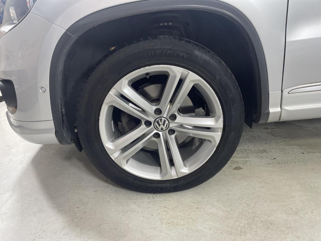 Photo '10' of Volkswagen Tiguan Photo '10' of Volkswagen Tiguan