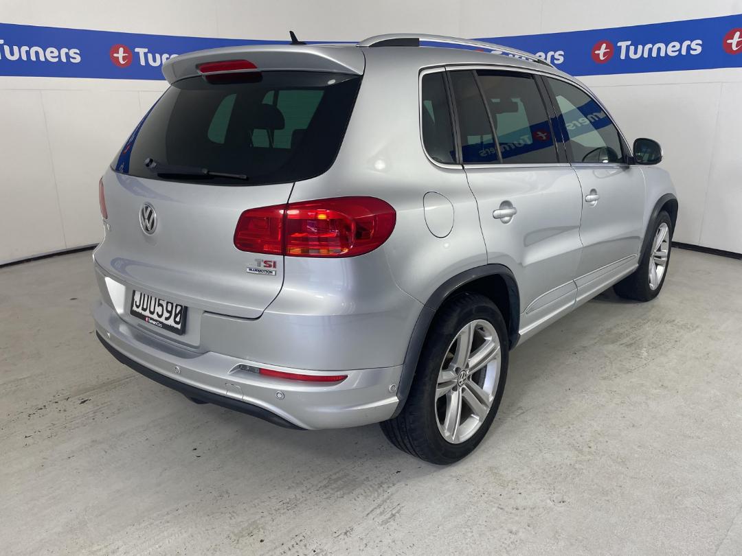 Photo '7' of Volkswagen Tiguan Photo '7' of Volkswagen Tiguan