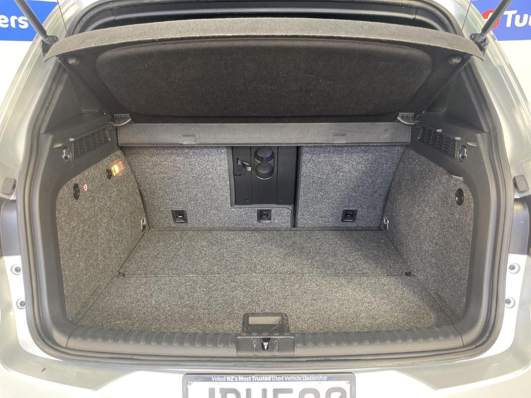 Photo '14' of Volkswagen Tiguan Photo '14' of Volkswagen Tiguan