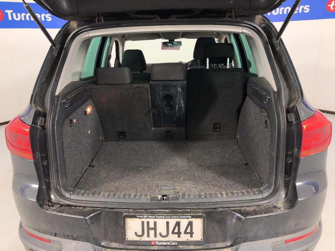 Photo '12' of Volkswagen Tiguan TSI 132KW