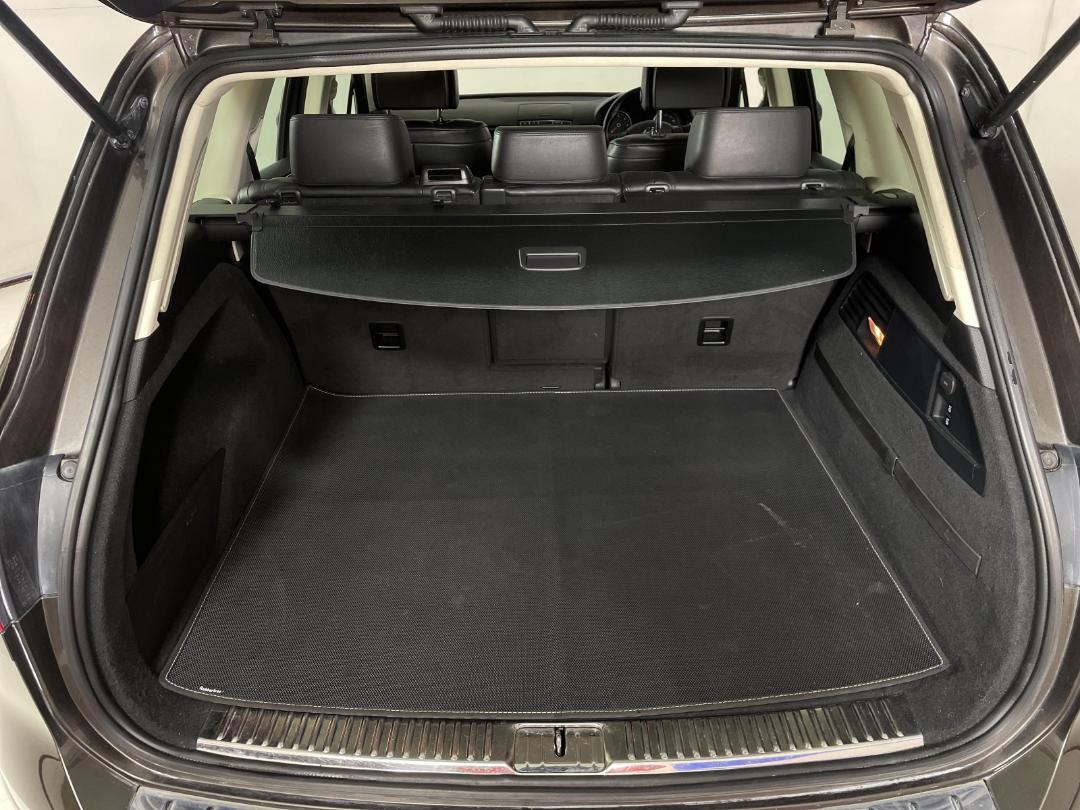 Photo '14' of Volkswagen Touareg Photo '14' of Volkswagen Touareg