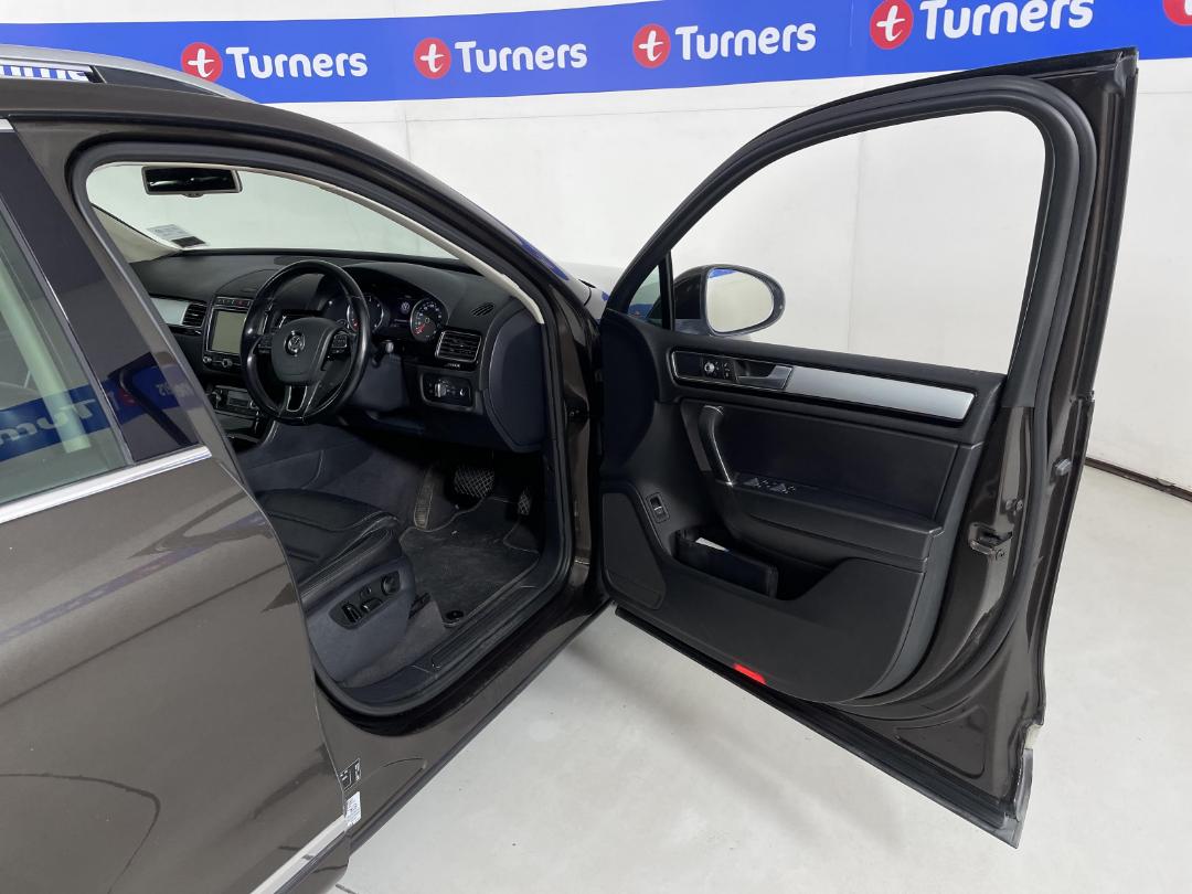 Photo '15' of Volkswagen Touareg Photo '15' of Volkswagen Touareg