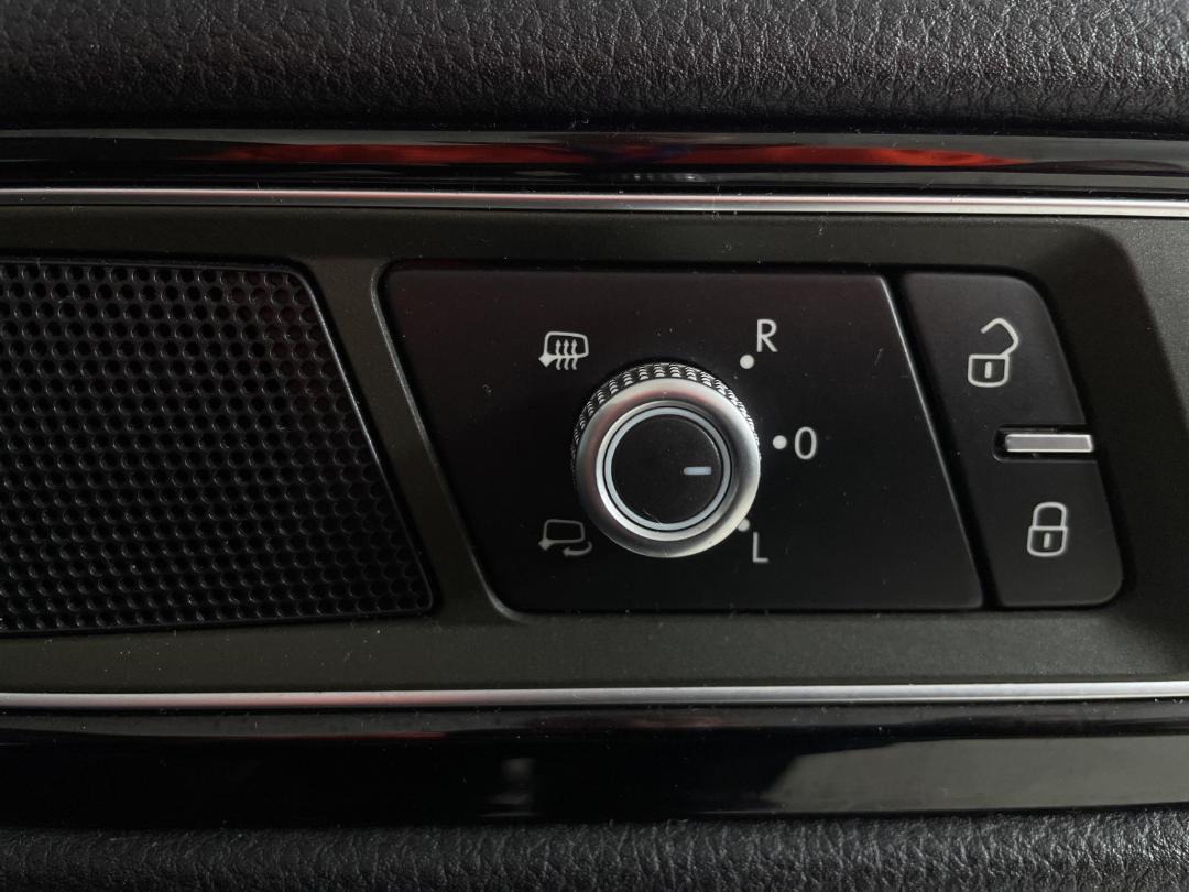 Photo '26' of Volkswagen Touareg Photo '26' of Volkswagen Touareg