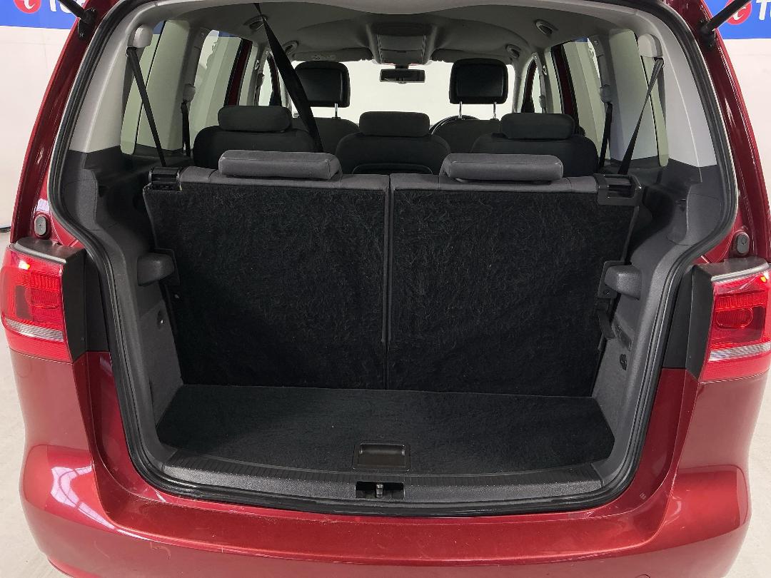 Photo '14' of Volkswagen Touran