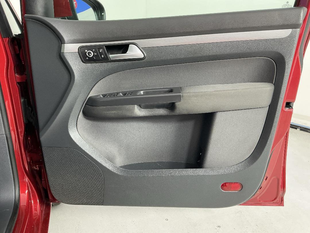 Photo '15' of Volkswagen Touran