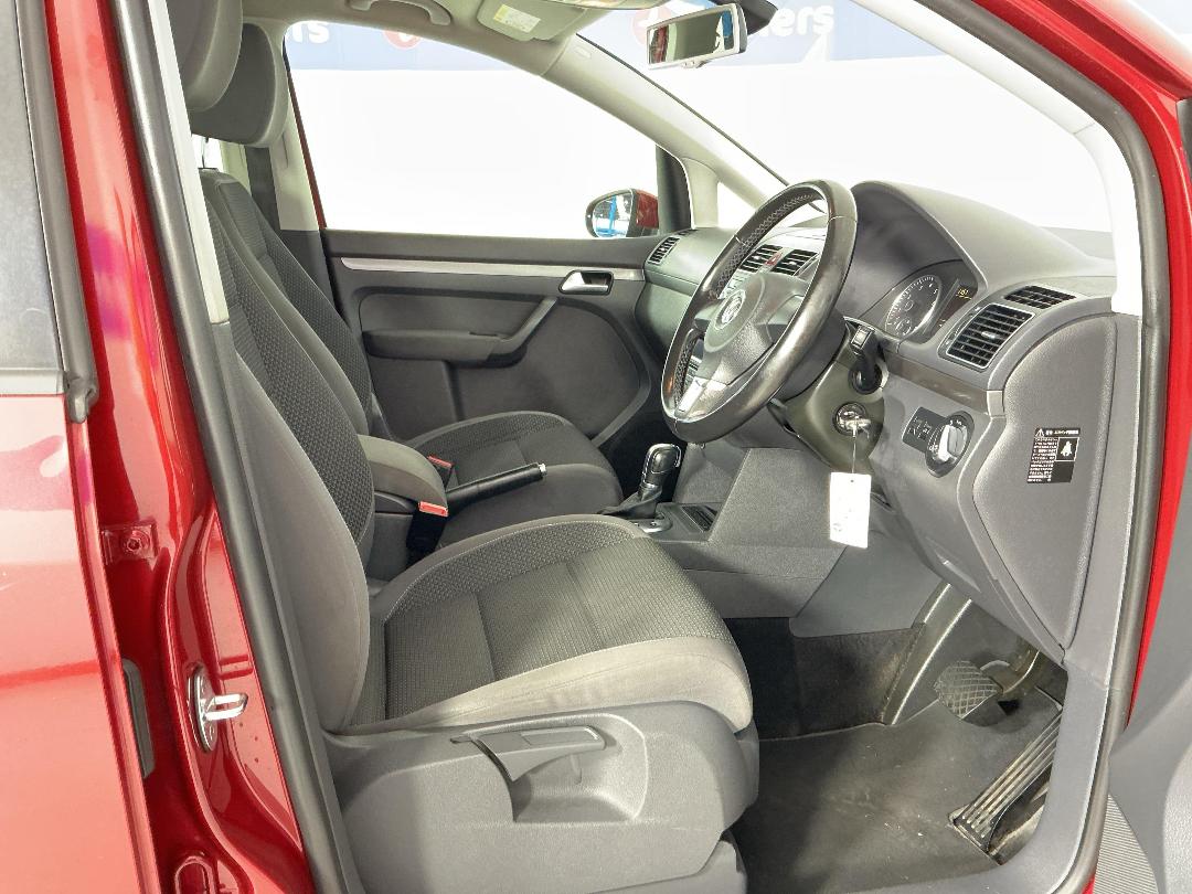 Photo '16' of Volkswagen Touran