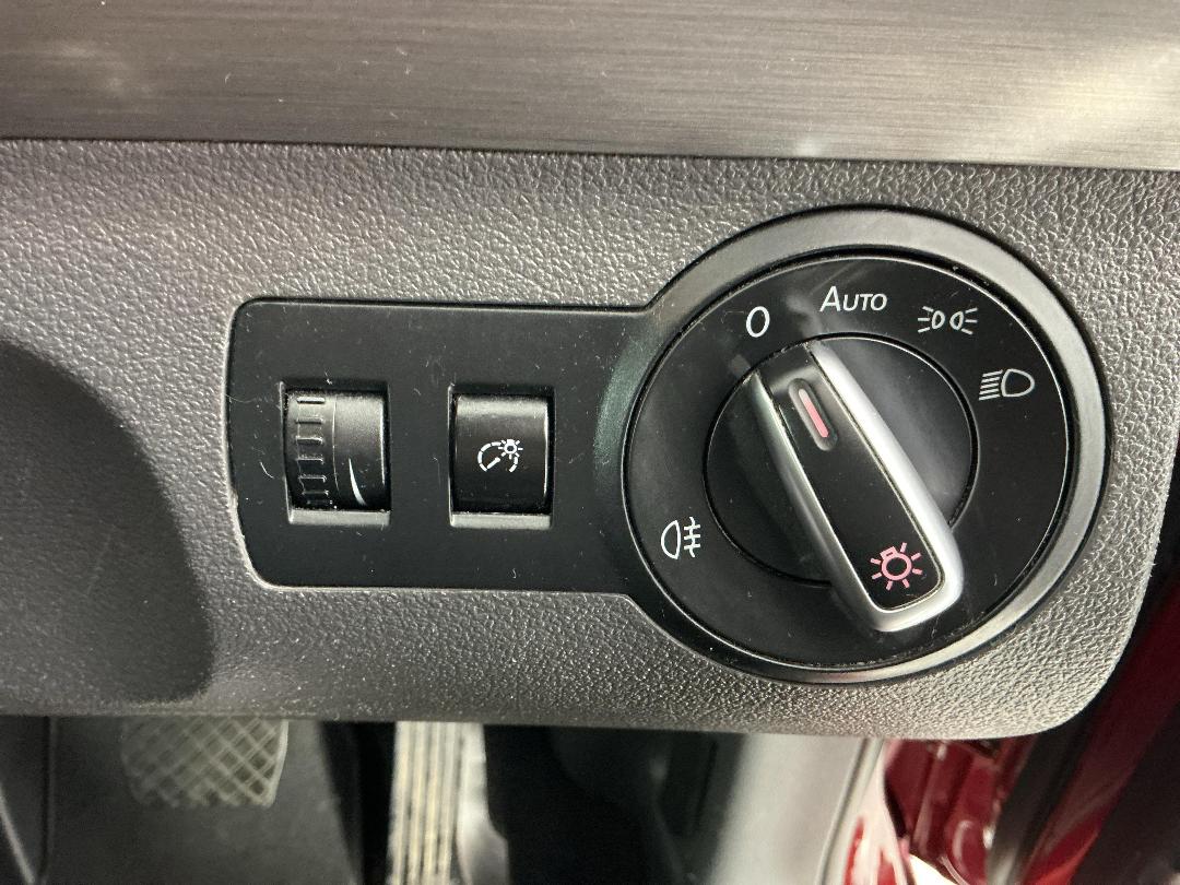 Photo '25' of Volkswagen Touran