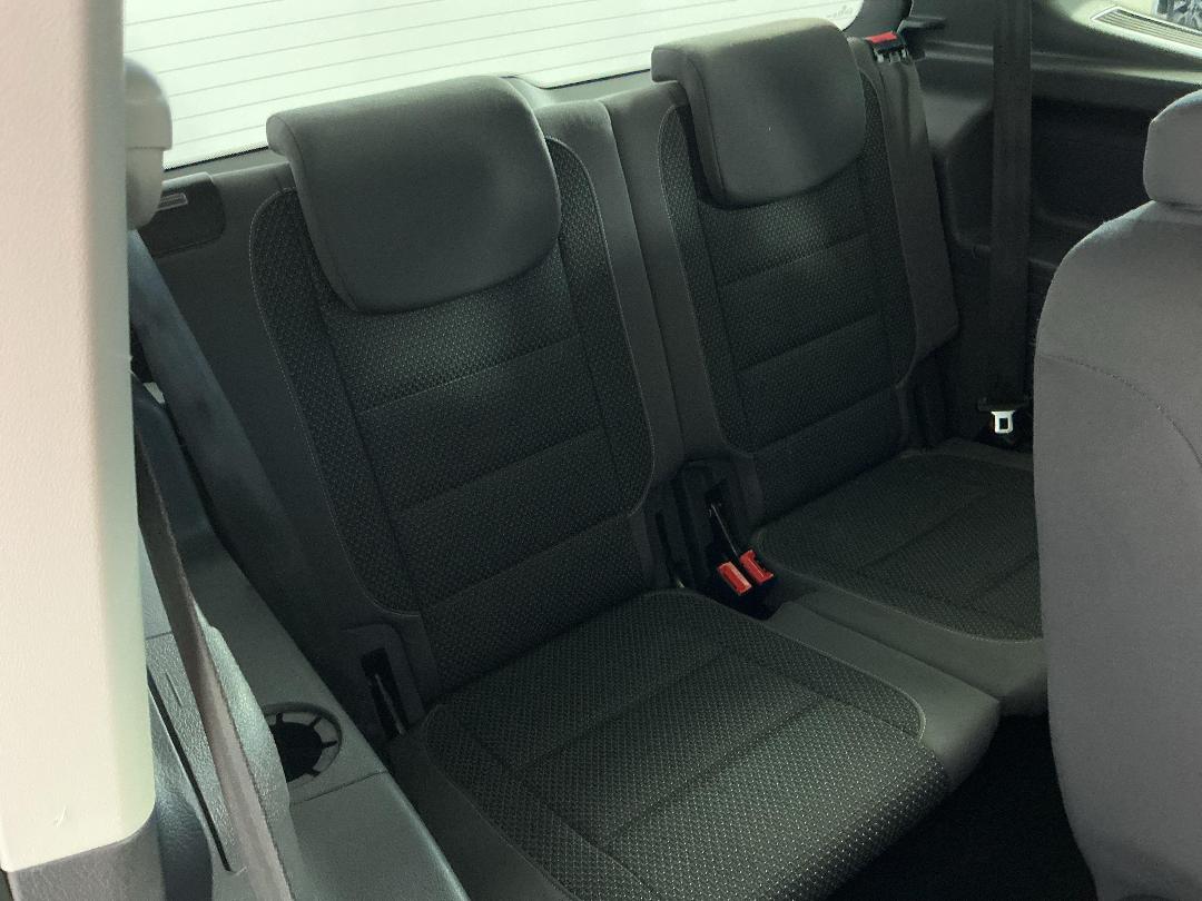 Photo '23' of Volkswagen Touran