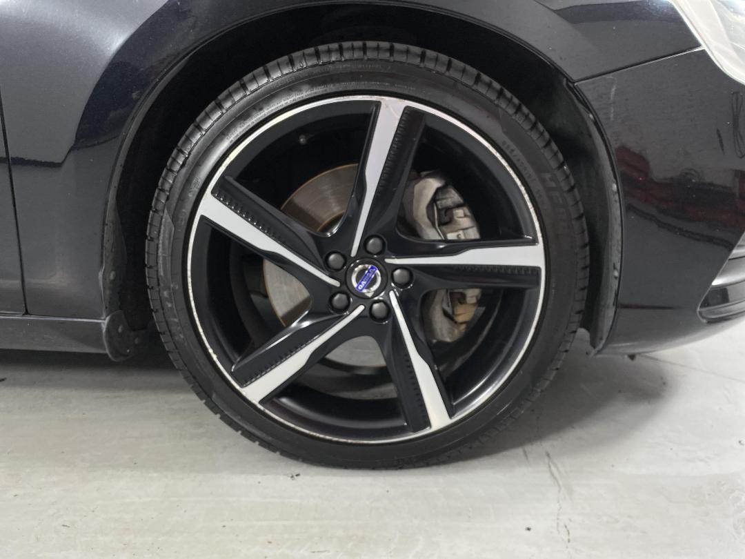 Photo '9' of Volvo V60