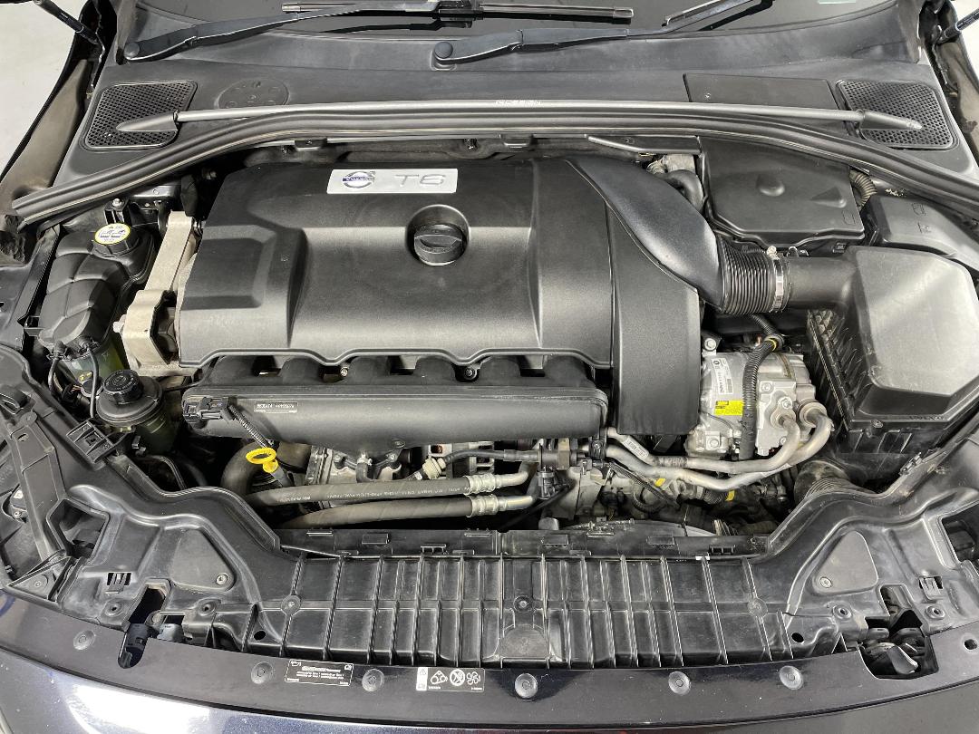 Photo '13' of Volvo V60