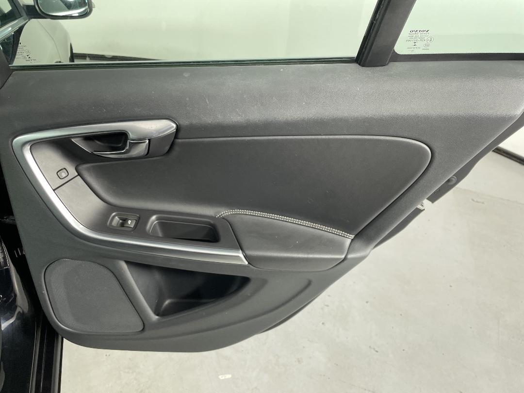 Photo '19' of Volvo V60