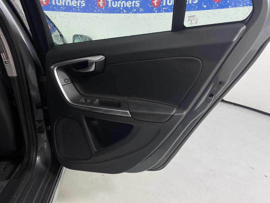 Photo '19' of Volvo V60 Photo '19' of Volvo V60