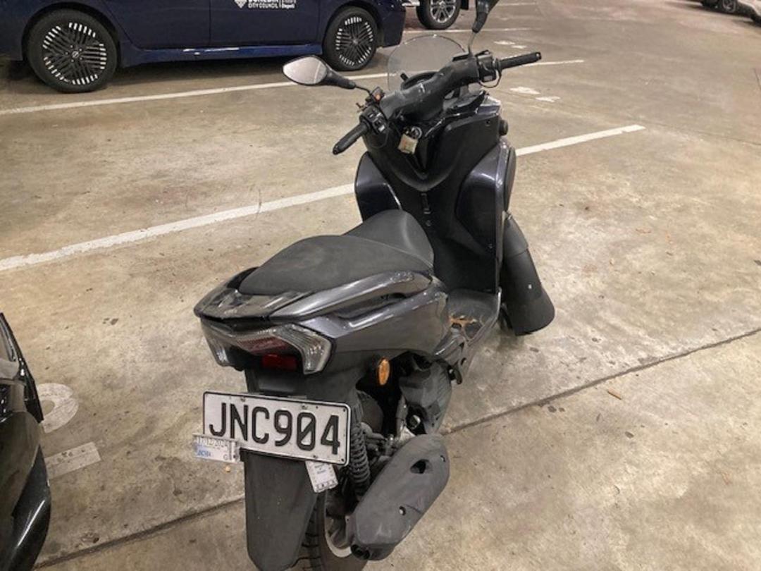 Photo '3' of Yamaha MW 125F