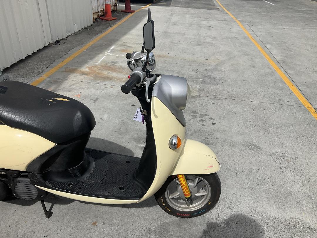 Photo '12' of Yamaha Vino no submodel