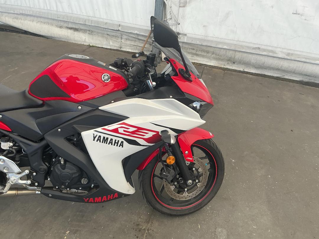 Photo '4' of Yamaha YZF R3