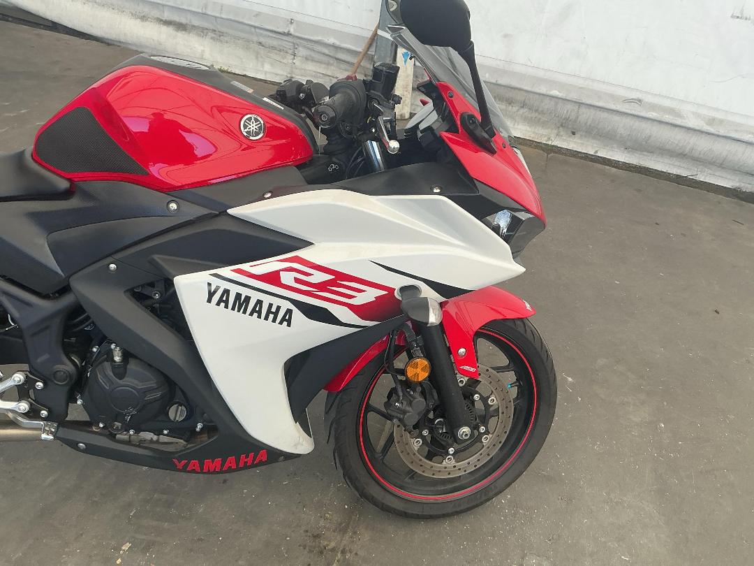 Photo '3' of Yamaha YZF R3